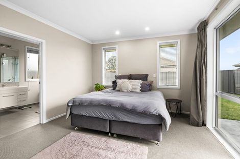 Photo of property in 44 Tasman Drive, Poraiti, Napier, 4112