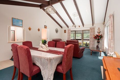 Photo of property in 51 Percy Dyett Drive, Karori, Wellington, 6012