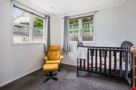 Photo of property in 18 Waiho Terrace, Elsdon, Porirua, 5022