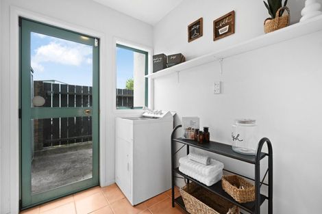 Photo of property in 4/84 Braid Road, St Andrews, Hamilton, 3200