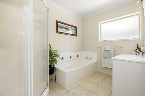 Photo of property in 95 Rowesdale Drive, Ohauiti, Tauranga, 3112