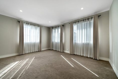 Photo of property in 3 Wallace Road, Ranui, Auckland, 0612