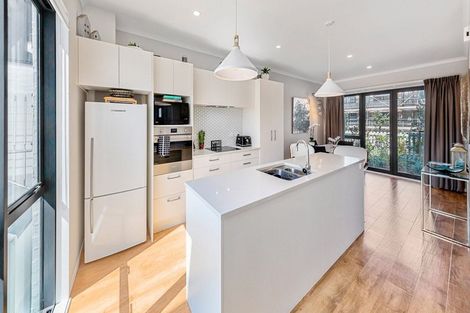 Photo of property in 27 Tahuhu Road, Mount Wellington, Auckland, 1062