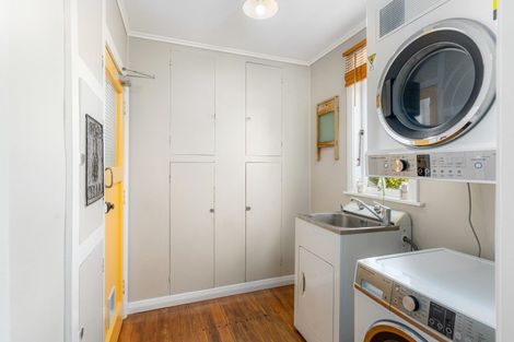 Photo of property in 68 Norbiton Road, Foxton, 4814