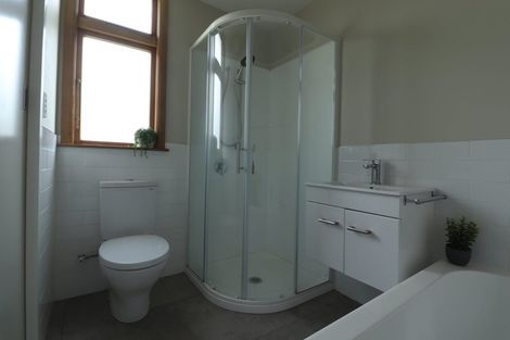 Photo of property in 17 East Street, Terrace End, Palmerston North, 4410