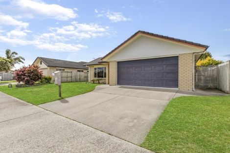 Photo of property in 11 Grabella Place, Papamoa Beach, Papamoa, 3118