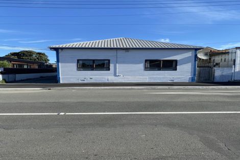 Photo of property in 17 Rua Street, Lyall Bay, Wellington, 6022