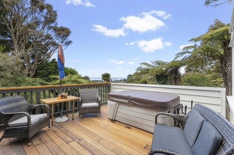 Photo of property in 324 Titirangi Road, Titirangi, Auckland, 0604