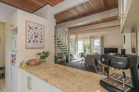 Photo of property in Pitarua Court, 7/11 Pitarua Street, Thorndon, Wellington, 6011