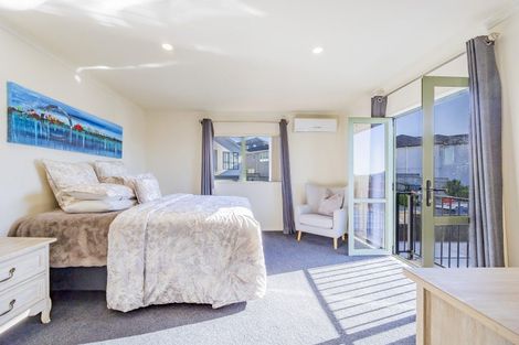 Photo of property in 10 Clea View, Gulf Harbour, Whangaparaoa, 0930
