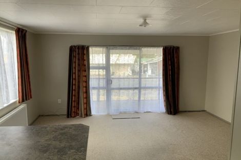 Photo of property in 8 Mccallum Street, Dannevirke, 4930