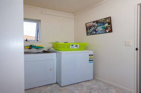 Photo of property in 12/11 Campbell Close, Whangamata, 3620