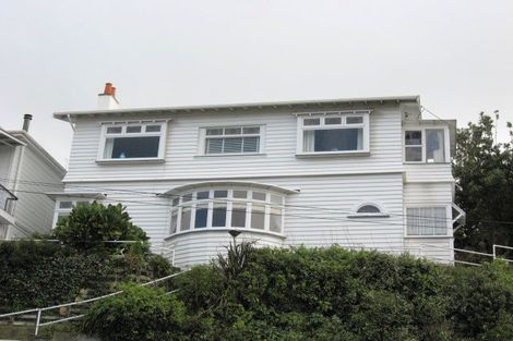 Photo of property in 2 Queens Drive, Kilbirnie, Wellington, 6022