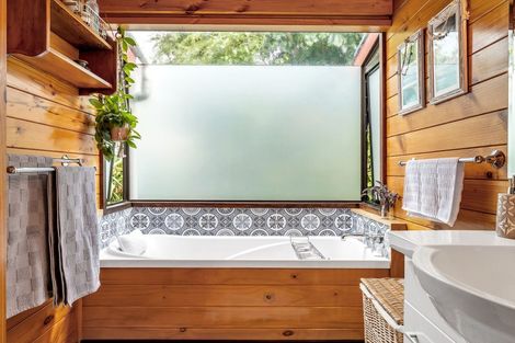 Photo of property in 20 Raniera Place, Springfield, Rotorua, 3015