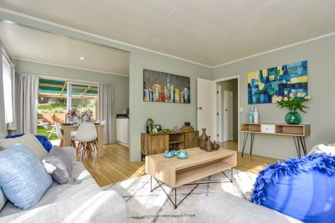 Photo of property in 66 Captain Scott Road, Glen Eden, Auckland, 0602