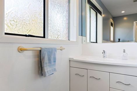 Photo of property in 24 Raxworthy Street, Ilam, Christchurch, 8041