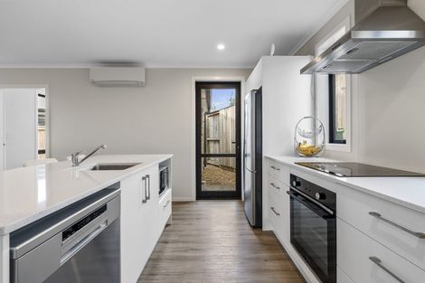 Photo of property in 20 Foley Grove, Pyes Pa, Tauranga, 3110