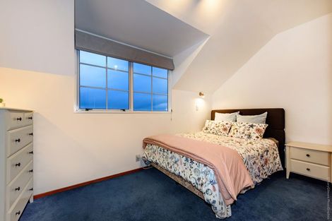 Photo of property in 411 Cashmere Road, Westmorland, Christchurch, 8025