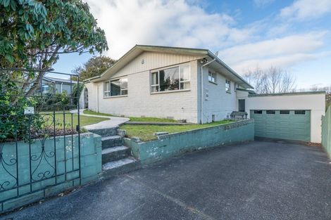 Photo of property in 10 Armstrong Grove, Hilltop, Taupo, 3330