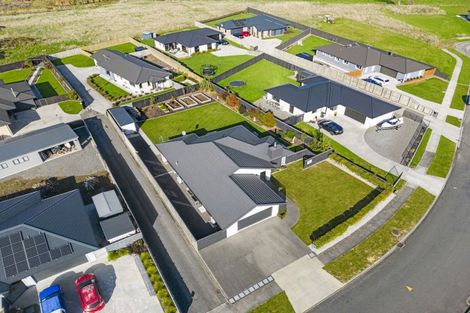 Photo of property in 19 George Street, Bulls, 4818