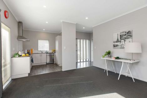 Photo of property in 1 Apa Street, Weymouth, Auckland, 2103