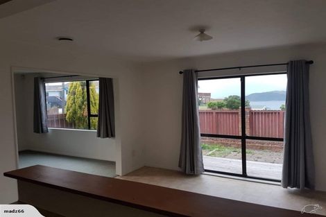 Photo of property in 101 Pikarere Street, Titahi Bay, Porirua, 5022