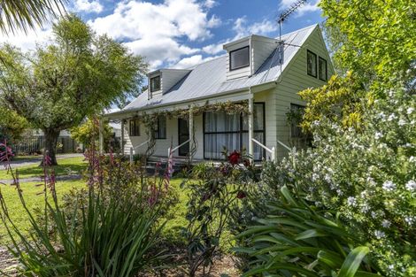 Photo of property in 25 King Street, Carterton, 5713