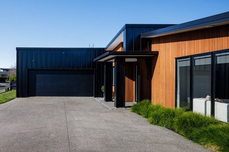 Photo of property in 27 Helen June Avenue, Flagstaff, Hamilton, 3210