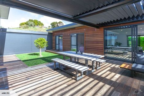 Photo of property in 31 Longreach Drive, Cooks Beach, Whitianga, 3591