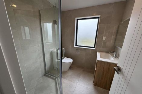 Photo of property in 11c Mawney Road, Henderson, Auckland, 0610