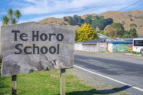 Photo of property in 43 Te Horo Hautere Cross Road, Te Horo, Otaki, 5582