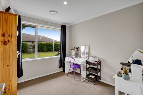 Photo of property in 7 Rawiri Drive, Bell Block, New Plymouth, 4312