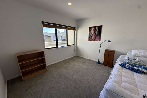 Photo of property in 7/22 Oriental Terrace, Oriental Bay, Wellington, 6011