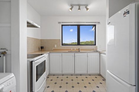 Photo of property in 84 Mercury Way, Whitby, Porirua, 5024