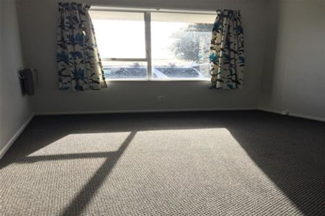 Photo of property in 2/6 Pateke Place, Bromley, Christchurch, 8062