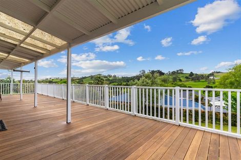 Photo of property in 13 Ash Grove, Maungaturoto, 0520