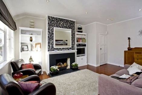 Photo of property in 7 Wicklow Road, Narrow Neck, Auckland, 0622