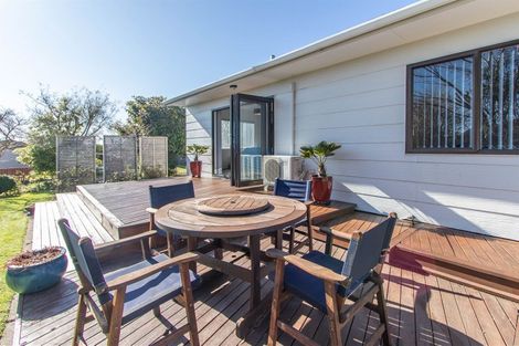 Photo of property in 22 Tawari Street, Inglewood, 4330