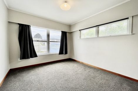 Photo of property in 304 Te Atatu Road, Te Atatu South, Auckland, 0610