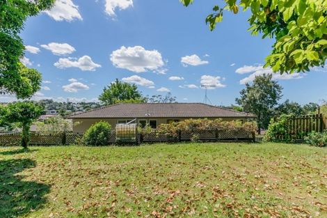 Photo of property in 9 Kilcar Place, Massey, Auckland, 0614