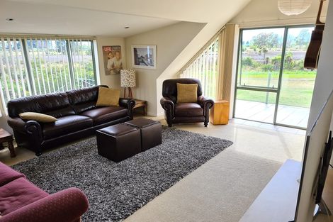 Photo of property in 10 Moreland Place, Mapua, 7005