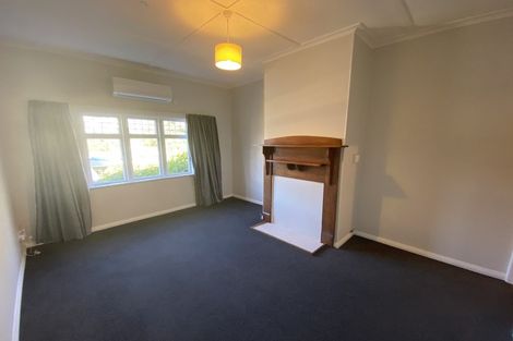 Photo of property in 23 Medway Street, Island Bay, Wellington, 6023