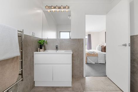 Photo of property in 43 Longbow Terrace, Flagstaff, Hamilton, 3210