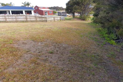 Photo of property in 8 Meenas Place, Cable Bay, 0420