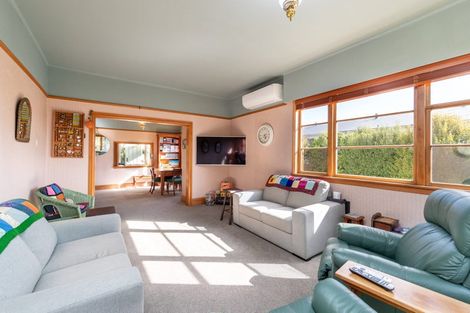 Photo of property in 164 Rata Street, Naenae, Lower Hutt, 5011