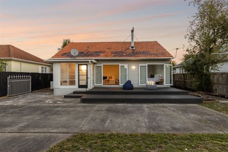 Photo of property in 155 North Avon Road, Richmond, Christchurch, 8013