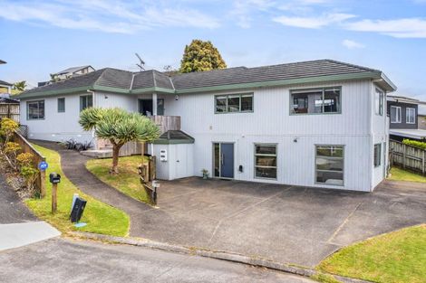 Photo of property in 184b Whangaparaoa Road, Red Beach, 0932