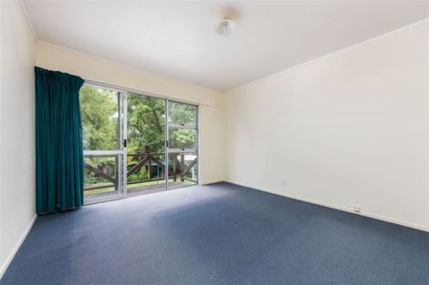 Photo of property in 2/25 Edgware Road, West Harbour, Auckland, 0618