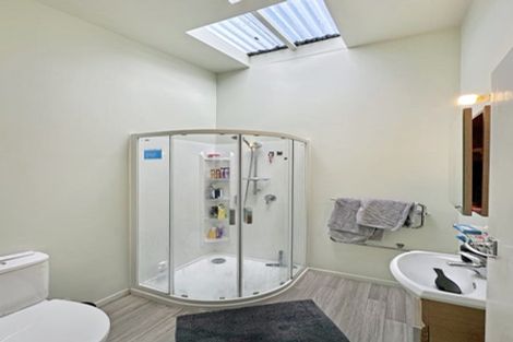 Photo of property in 10a Camellia Terrace, Maungaraki, Lower Hutt, 5010