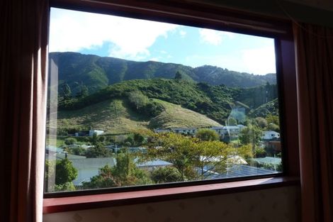 Photo of property in 9a Dorset Street, Picton, 7220